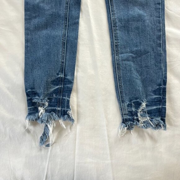 Special A Medium Wash High Waist Fringe Hem Skinny Leg Jeans | Size 3/25 - Picture 4 of 10